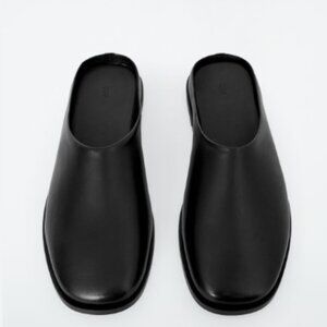 COS || Classic Leather Black Mules Sz.38/8